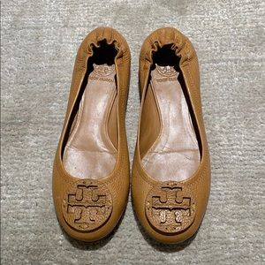 LIKE NEW!! Tory Burch Flats